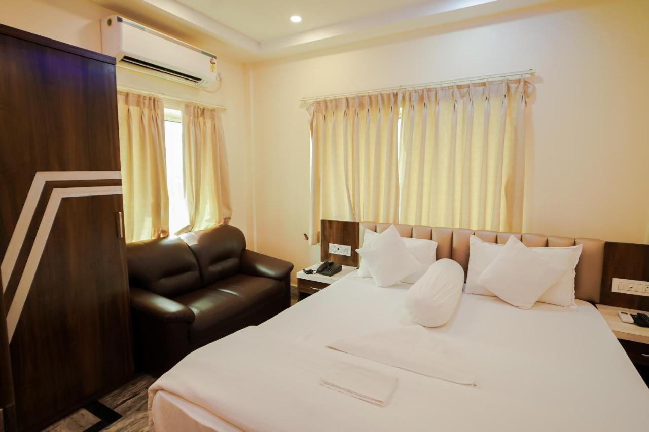 Silver Sand Eco Resort !! Beachfront !! With Biggest Pool And Huge Open Area !! Ideal For Weddings !! Couple Friendly !! Mandarmani Exterior foto